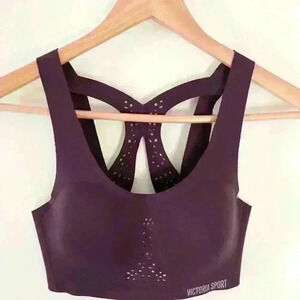 Victorias Secret VS Sport 32B Purple Angel Max Sports Bra Lazercut Molded Cups